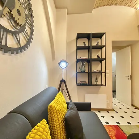 Portofino 24 Sqm Basement Unit, Located In Front Of Harbour, Wifi, Air Conditioning And Free Parking Lot Rapallo