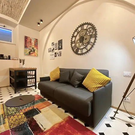 Portofino 24 Sqm Basement Unit, Located In Front Of Harbour, Wifi, Air Conditioning And Free Parking Lot *
