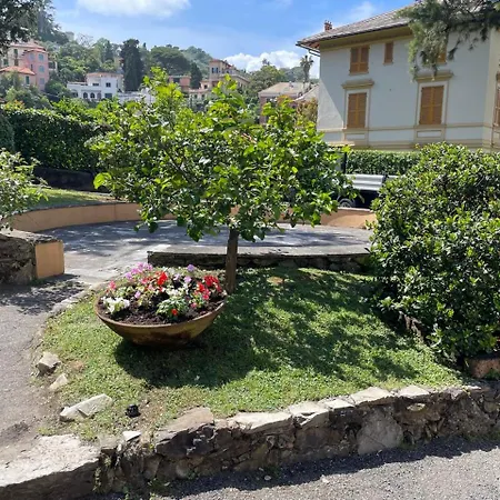 Portofino 24 Sqm Basement Unit, Located In Front Of Harbour, Wifi, Air Conditioning And Free Parking Lot Apartment *